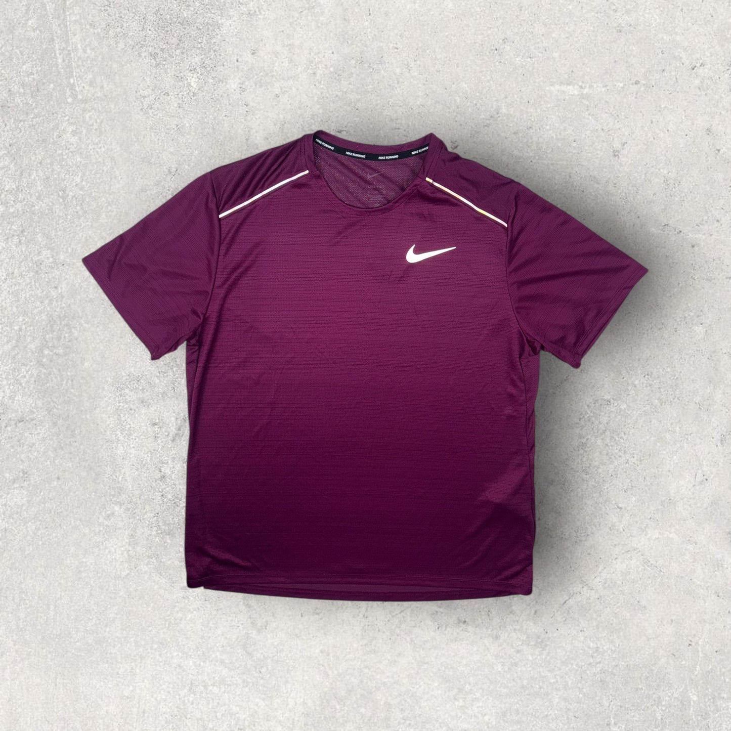 NIKE MILER 1.0 - SANGRIA