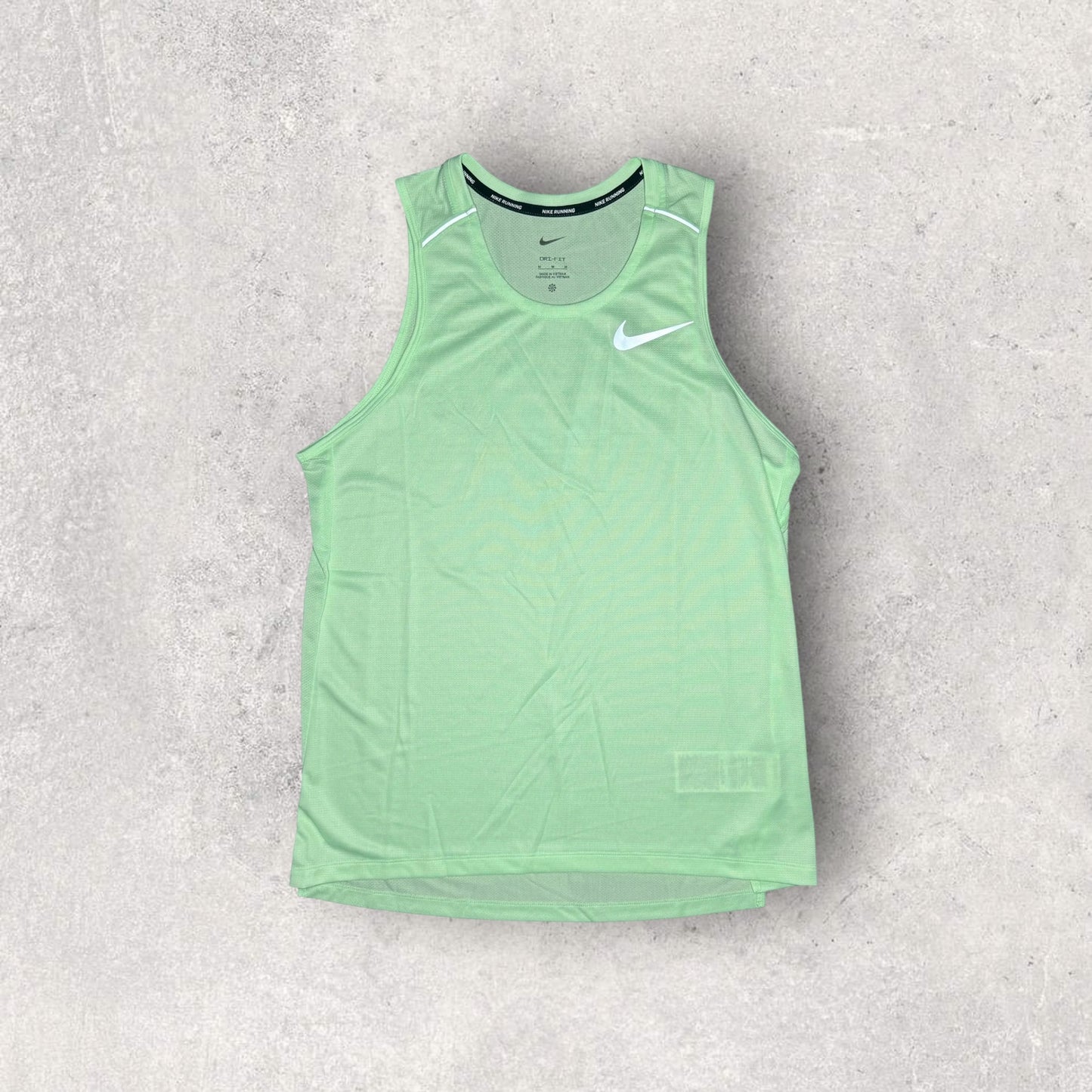 NIKE MILER VEST - VAPOUR GREEN