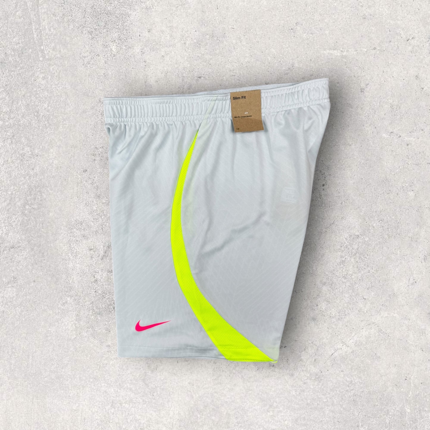 NIKE STRIKE T-SHIRT/SHORT SET - GREY/VOLT/PINK