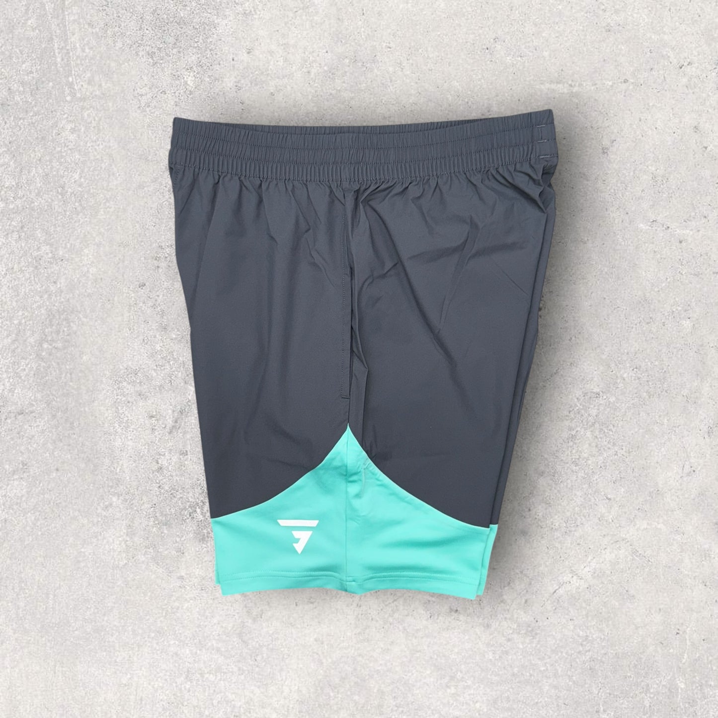 GRIID GLIDE 1/4 ZIP SHORT SET - IRON GATE/MINT