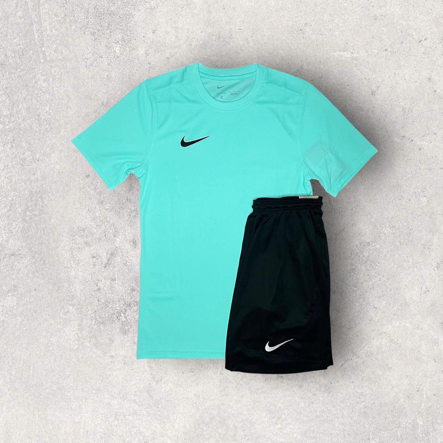 NIKE DRI-FIT SET - T-SHIRT & SHORTS - TEAL/BLACK