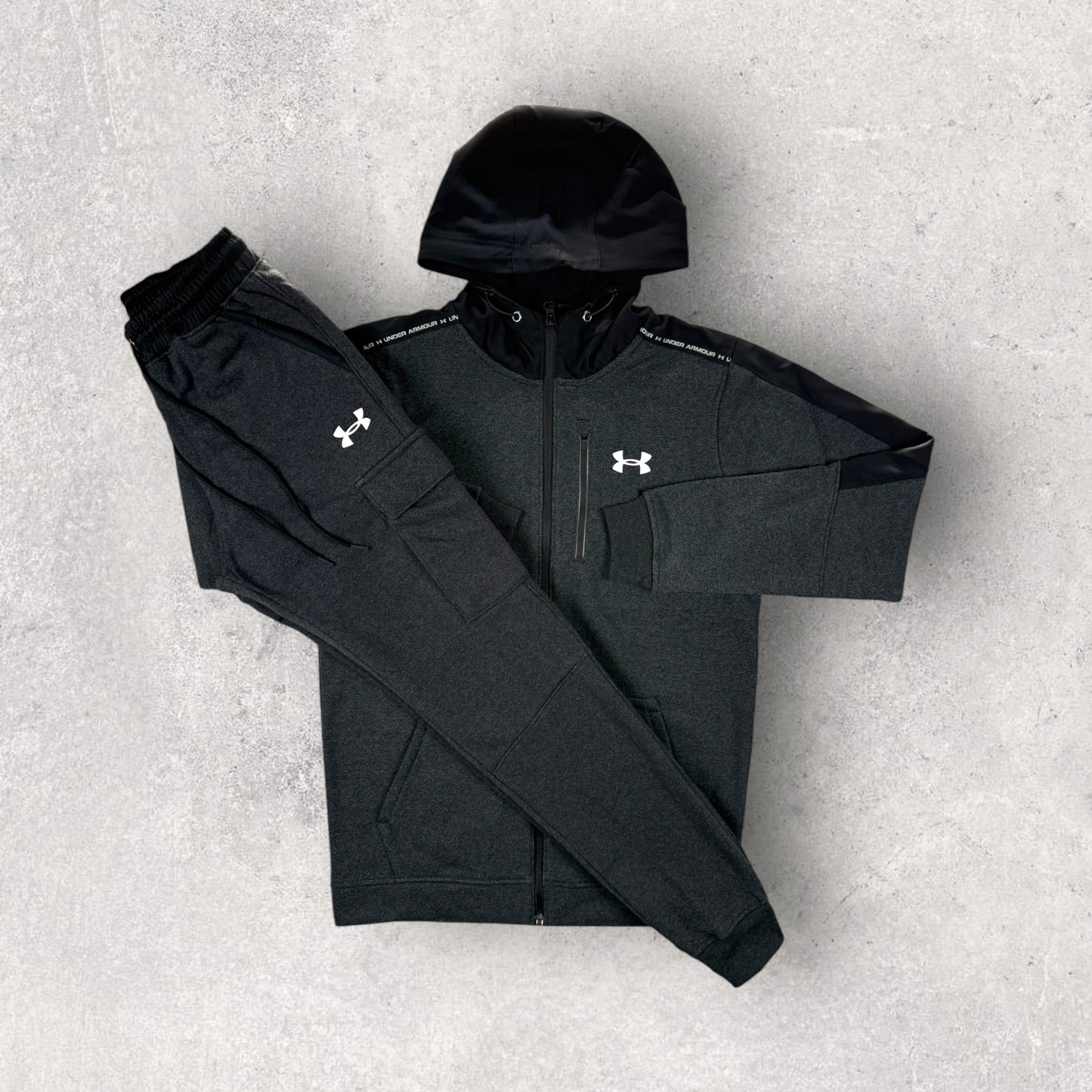 UNDER ARMOUR THREADBONE FLEECE TRACKSUIT - GREY