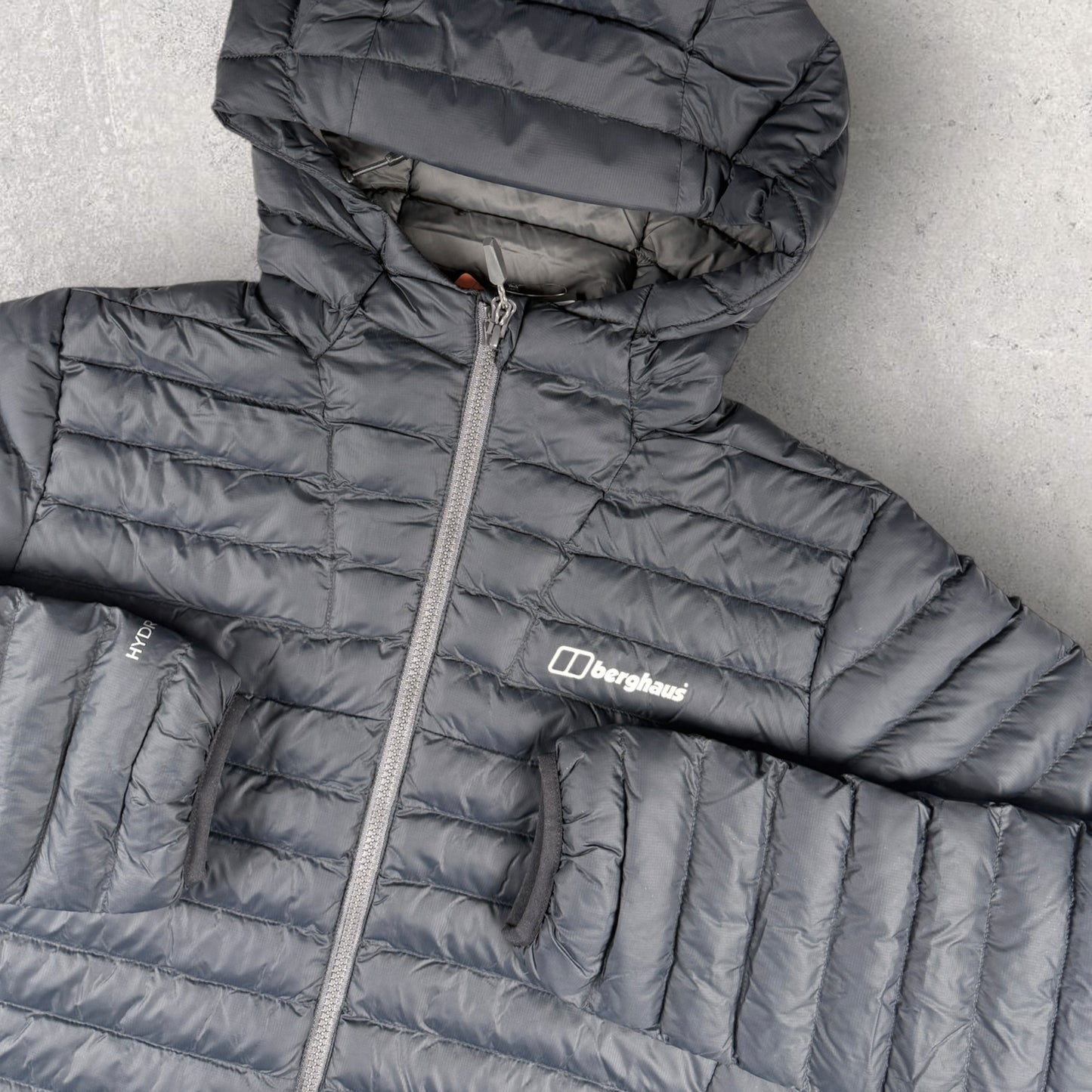 BERGHAUS PUFFER JACKET - BLACK