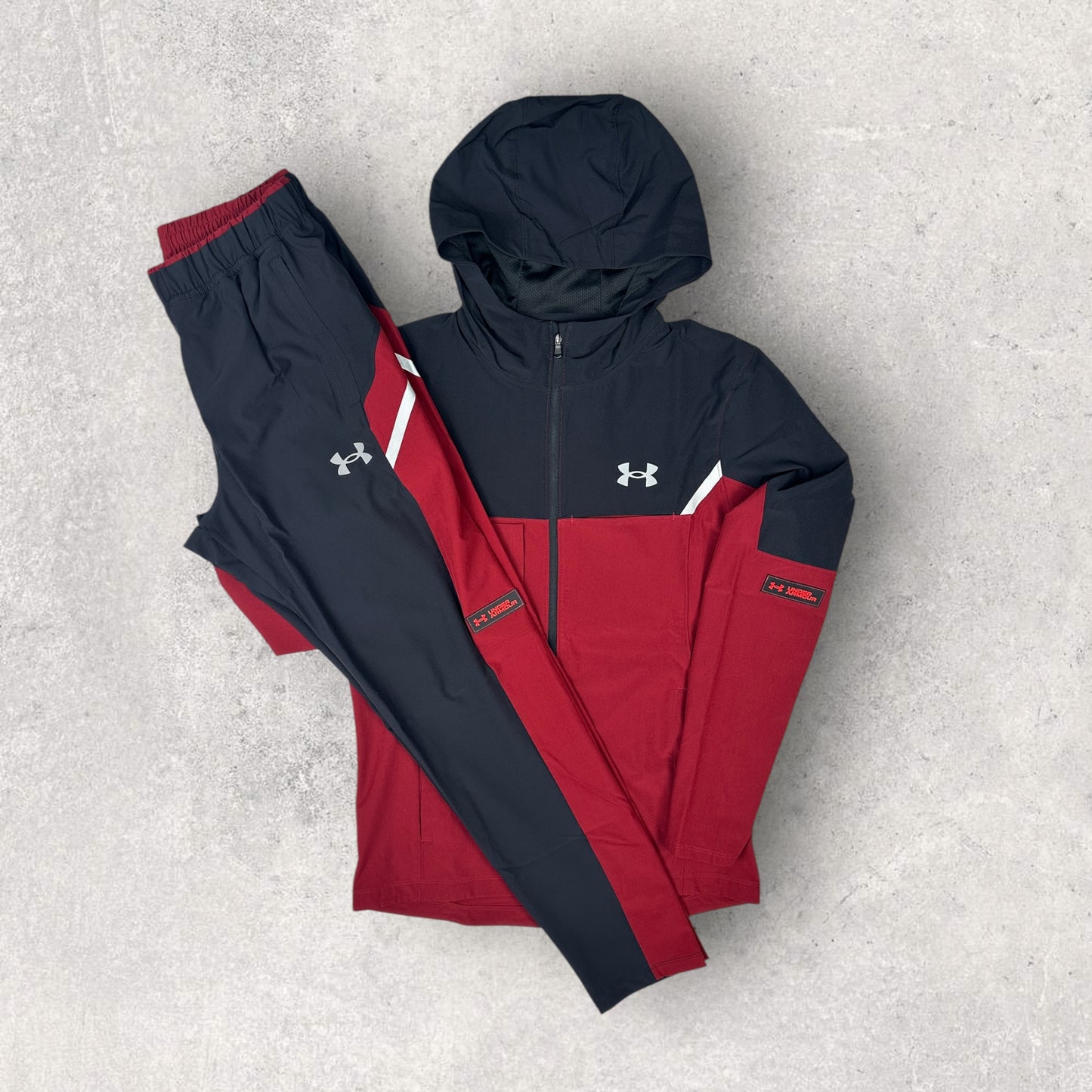 UNDER ARMOUR UTILITY WOVEN TRACKSUIT - RED/BLACK