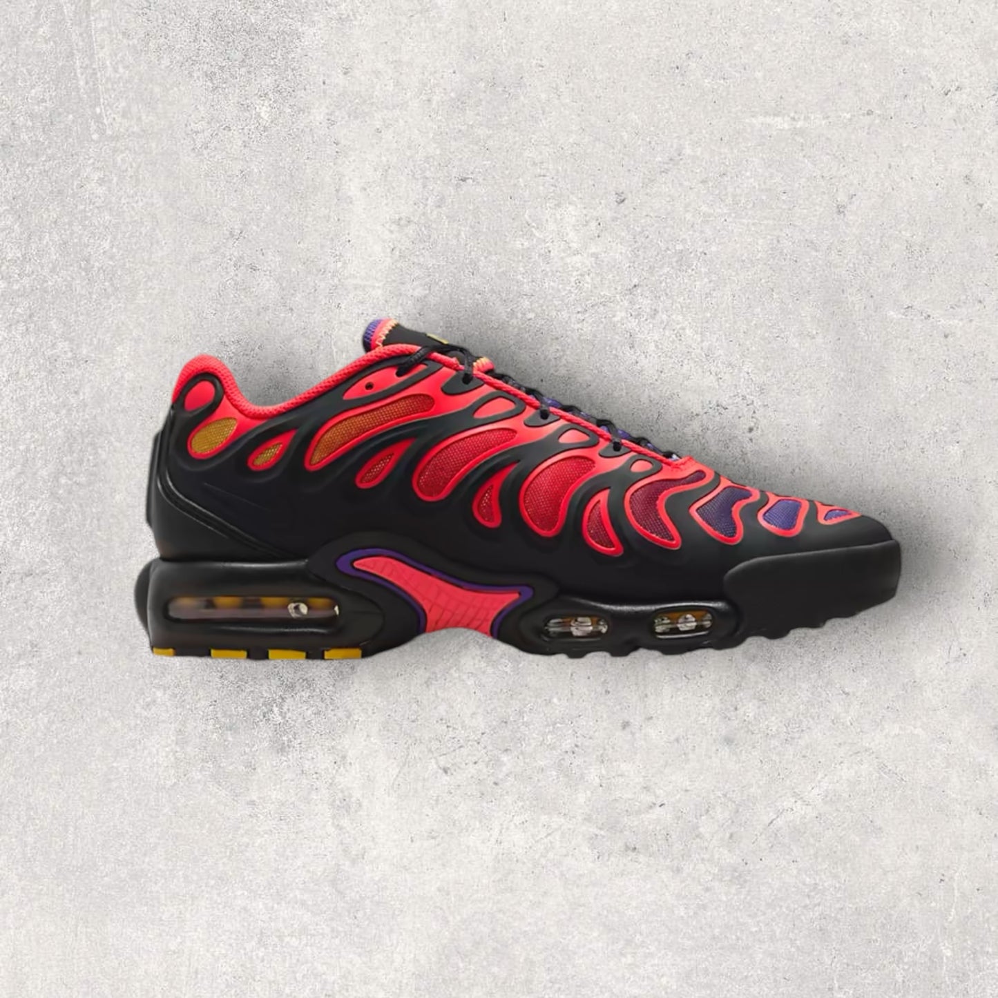 NIKE AIR MAX PLUS DRIFT - CRIMSON