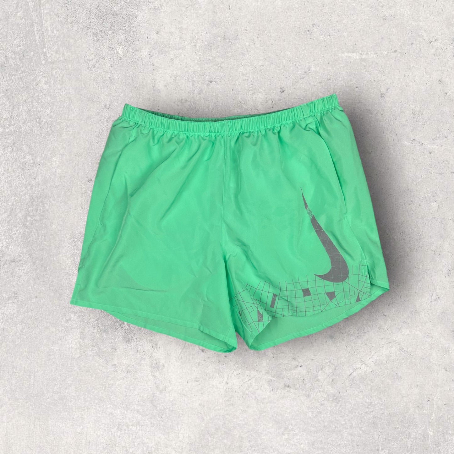 NIKE CHALLENGER SHORT - TURQUOISE