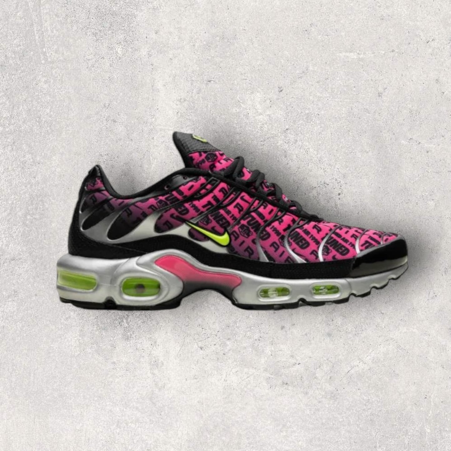 NIKE AIR MAX PLUS TN - HYPER PINK