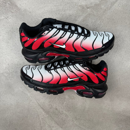 NIKE AIR MAX PLUS TN - FIERY RED