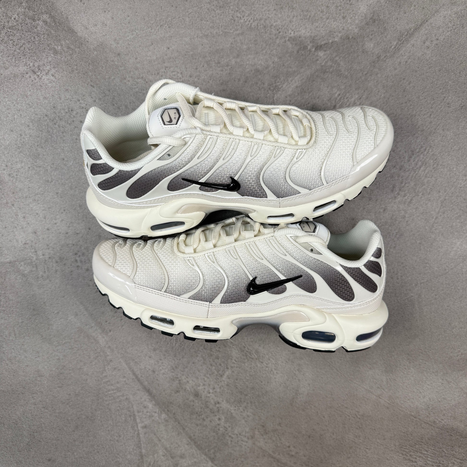 NIKE AIR MAX PLUS TN LIGHT OREWOOD – JBKDELUXE