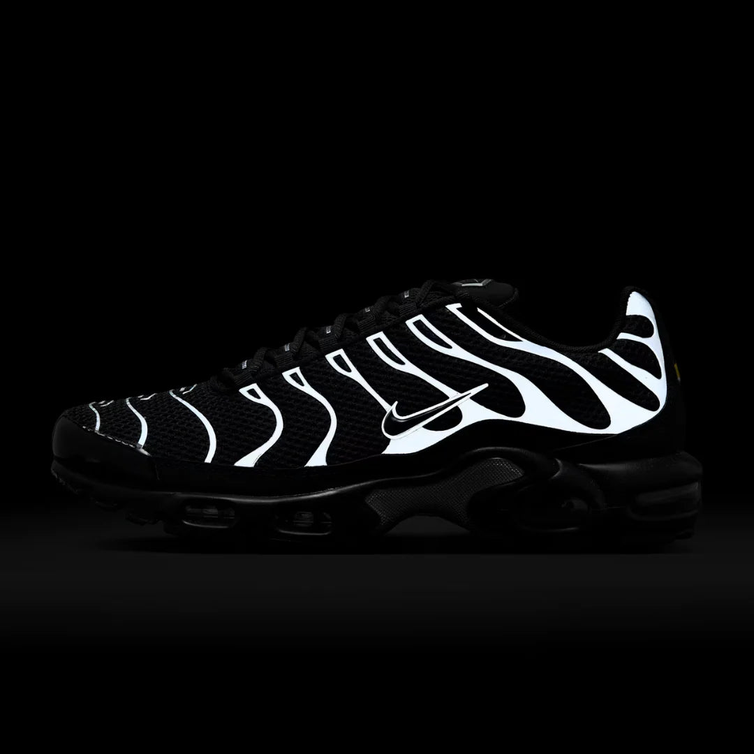 NIKE AIR MAX PLUS TN - BLACK REFLECTIVE
