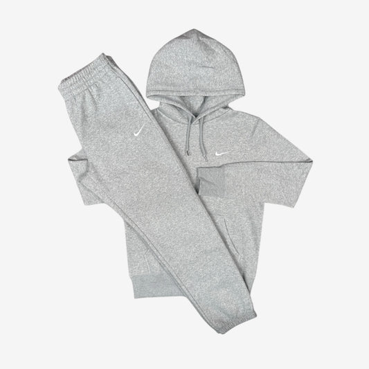NIKE CLUB FLEECE TRACKSUIT - GREY