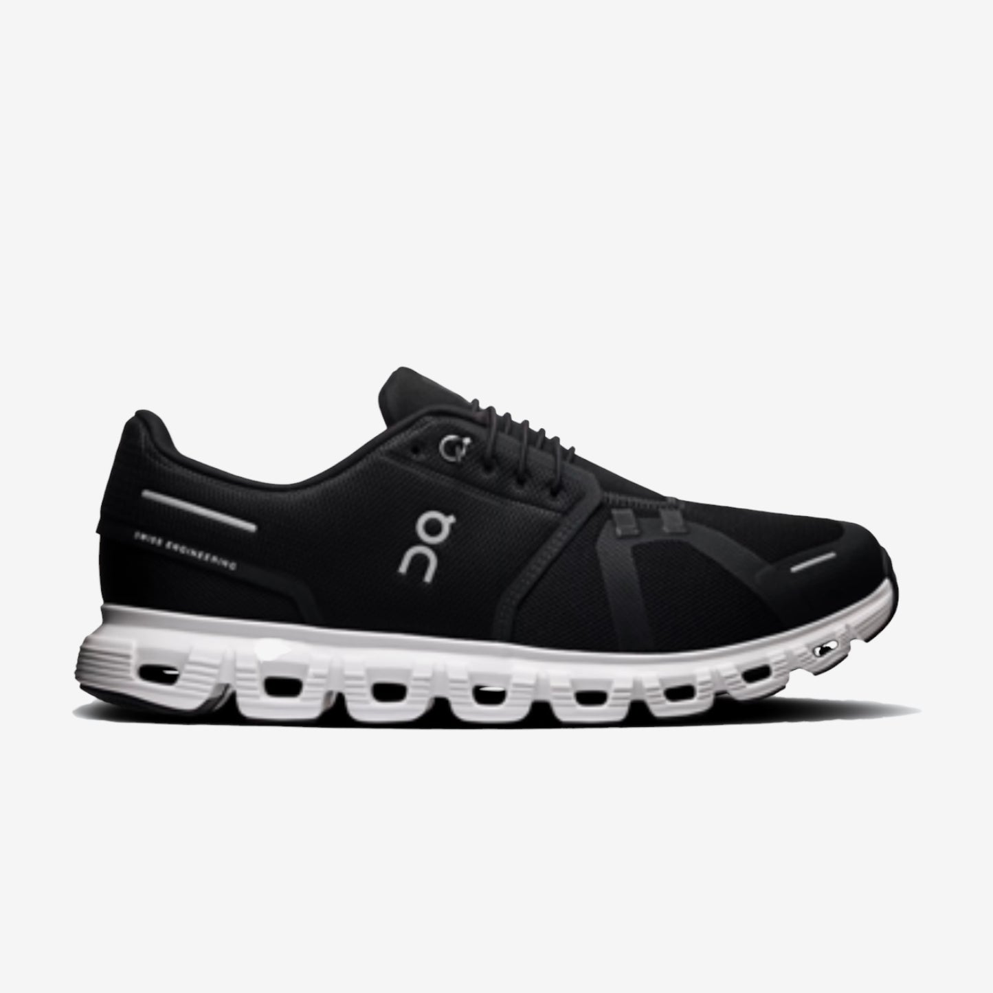 ON RUNNING CLOUD 6 - BLACK/WHITE