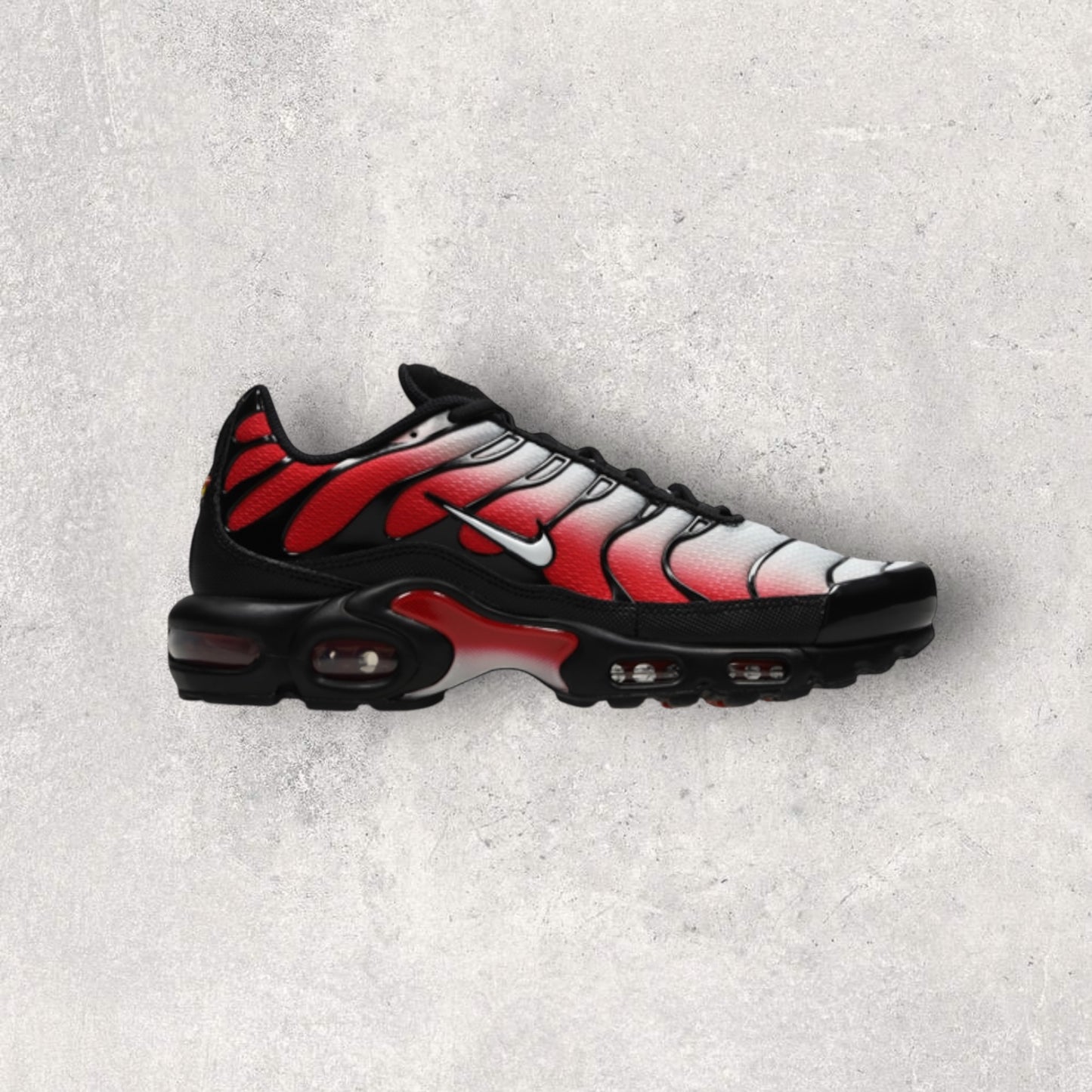 NIKE AIR MAX PLUS TN - FIERY RED