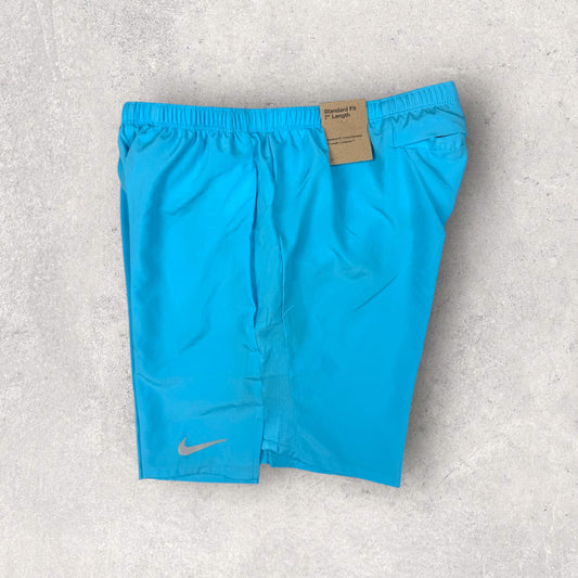 NIKE CHALLENGER SHORTS 7 INCH - BALTIC BLUE