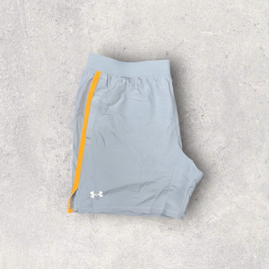 UNDER ARMOUR LAUNCH 7 SHORTS - GREY/ORANGE