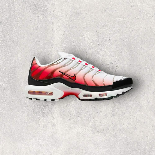 NIKE AIR MAX PLUS TN - WHITE/BLACK/RED