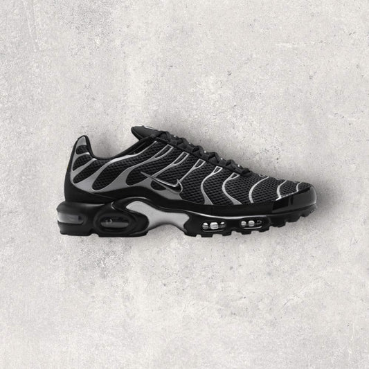 NIKE AIR MAX PLUS TN - BLACK/SILVER