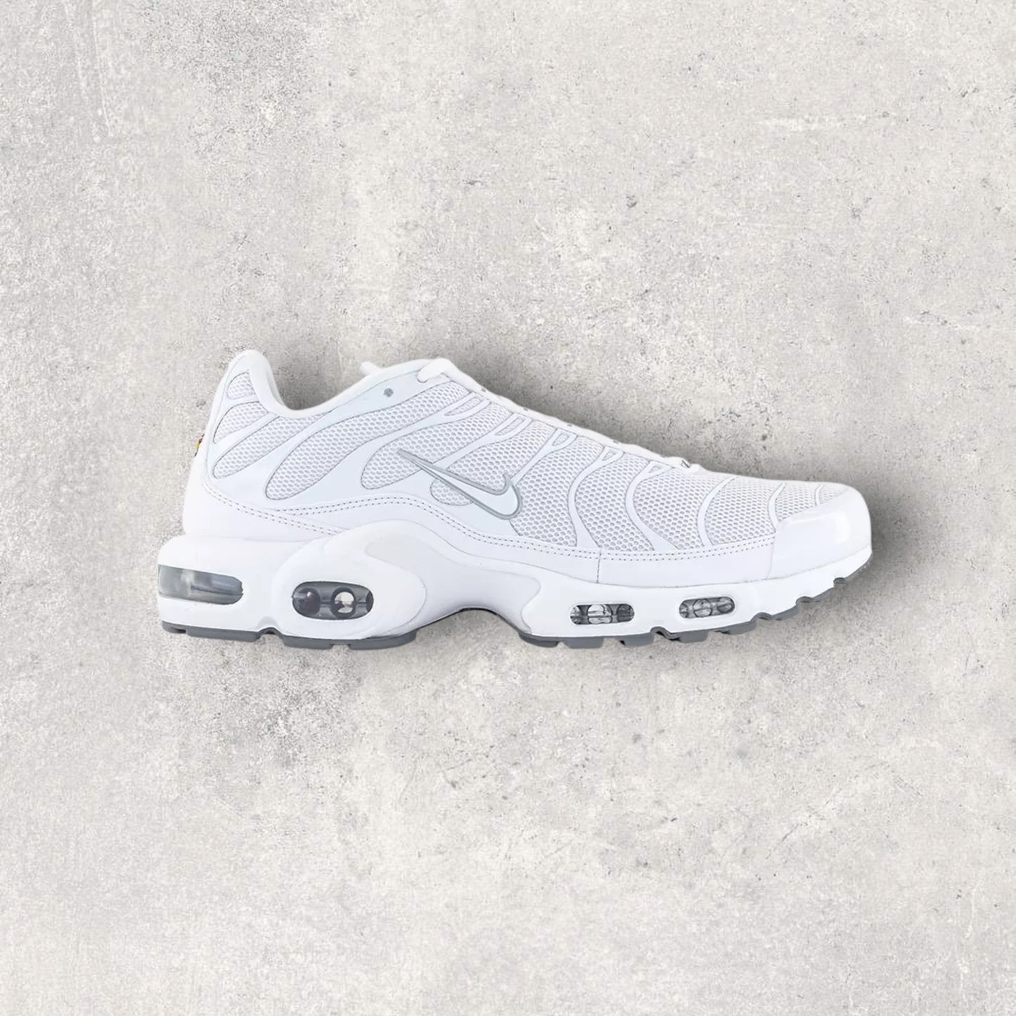 NIKE AIR MAX PLUS TN - WHITE