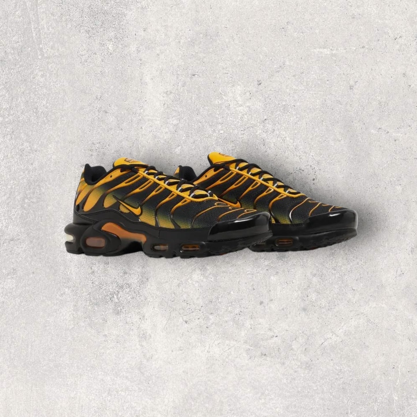 NIKE AIR MAX PLUS TN - SUNDIAL