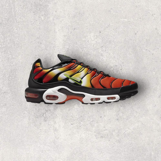 NIKE AIR MAX PLUS TN - TEAM ORANGE/BLACK VOLT (2021 RELEASE)