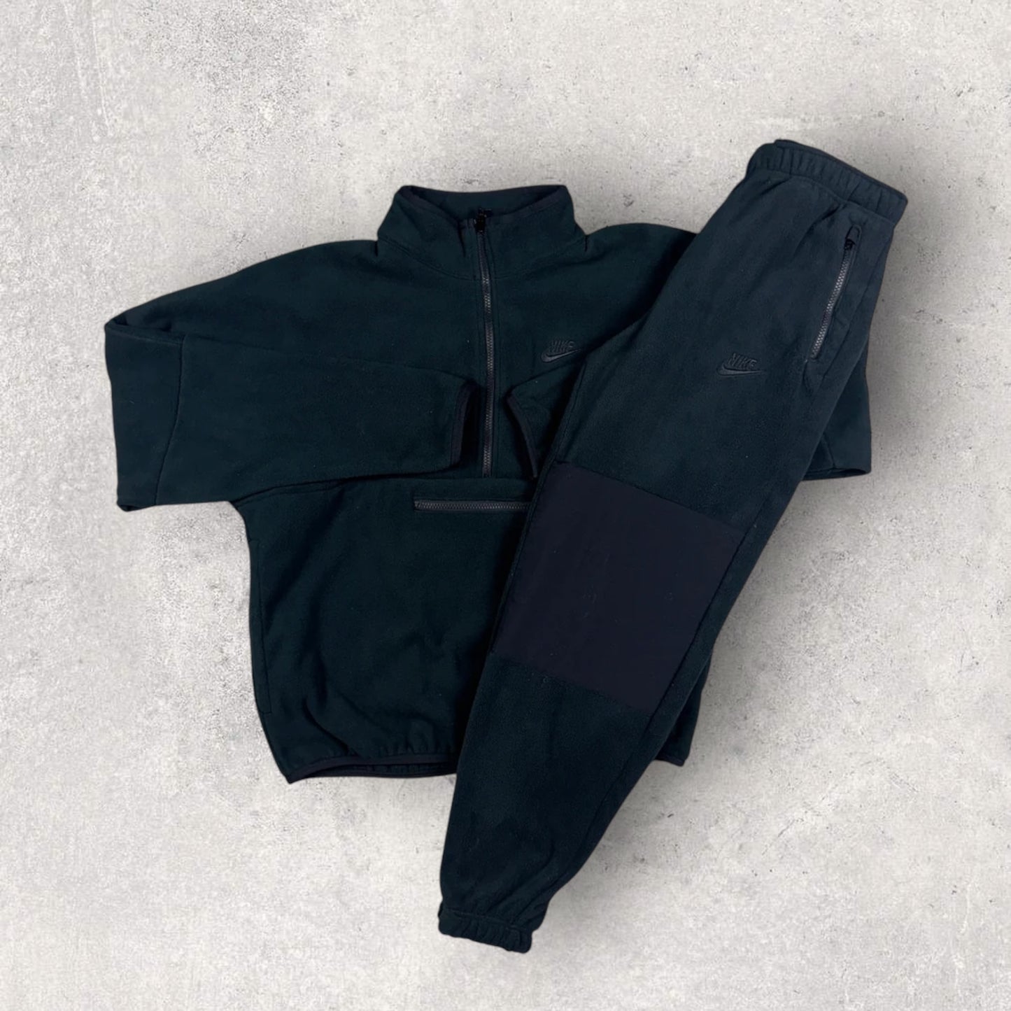 NIKE CLUB FLEECE PLUS SET- BLACK