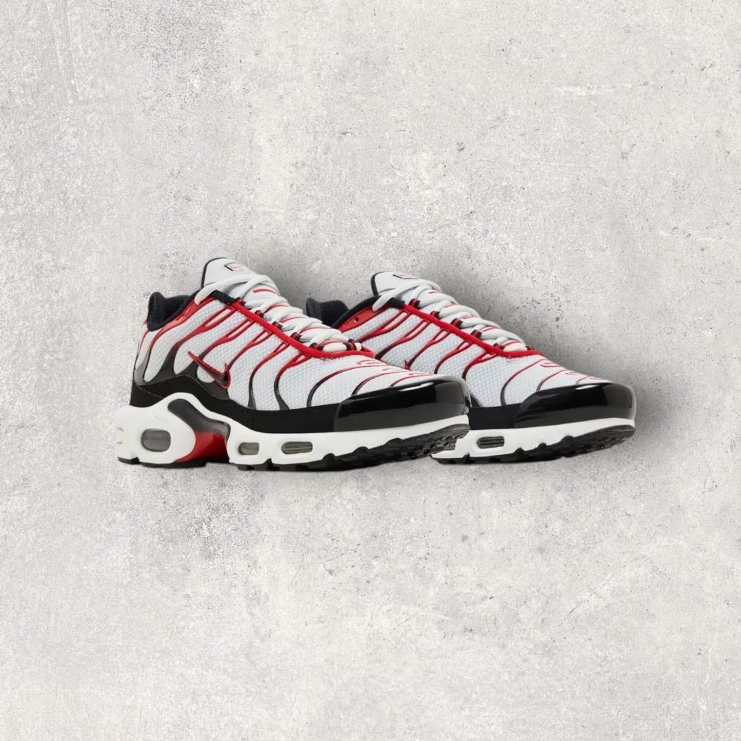 NIKE AIR MAX PLUS TN - PURE PLATINUM/UNIVERSITY RED