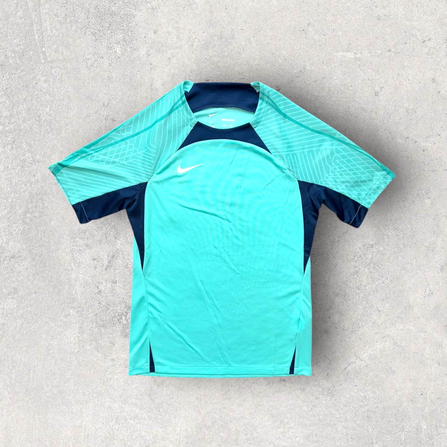 NIKE STRIKE T-SHIRT/SHORT SET - HYPER TURQUOISE/NAVY