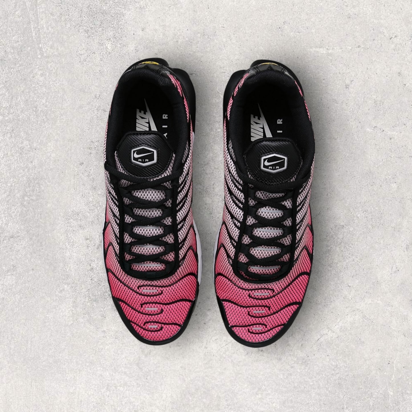 NIKE AIR MAX PLUS TN - PINK FOAM/BLACK