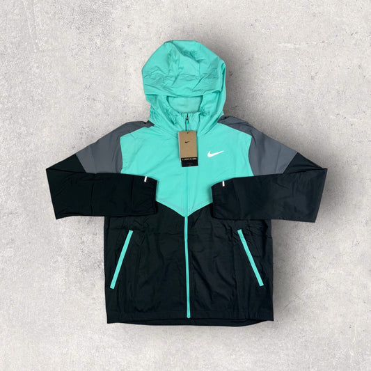 NIKE UV WINDRUNNER JACKET - MINT